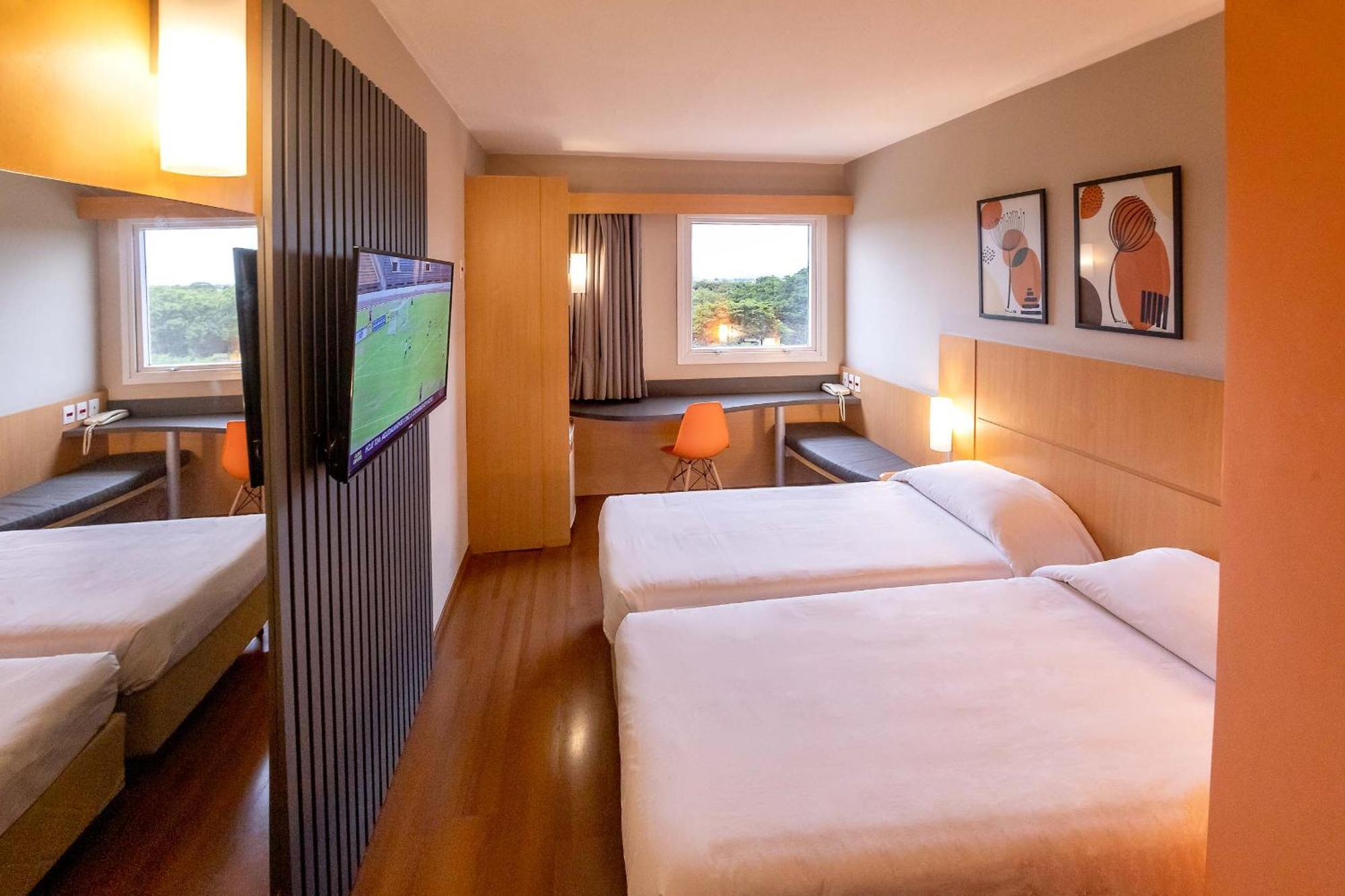 Hus Hotel دورادوس المظهر الخارجي الصورة